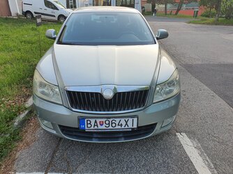 &Scaron;koda Octavia combi, EČV: BA964XI