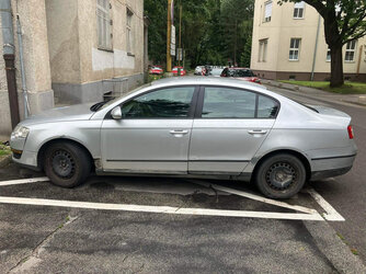 Osobitné ponukové konanie - osobný automobil Volkswagen Passat sedan Popis k obrázku ponuke nebol pridaný