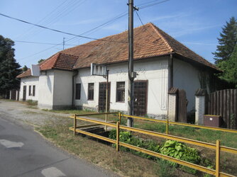 Budova s. č. 17 , Hontianske Trsťany