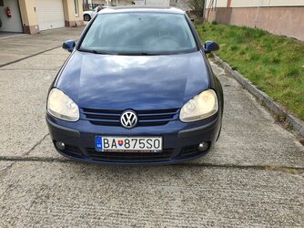 Motorové vozidlo Volkswagen Golf
