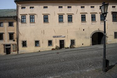 ponúkaný priestor v budove KMF